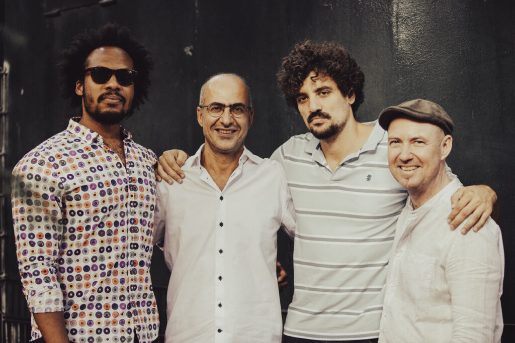 Arash Sasan Band: Familiar Stranger