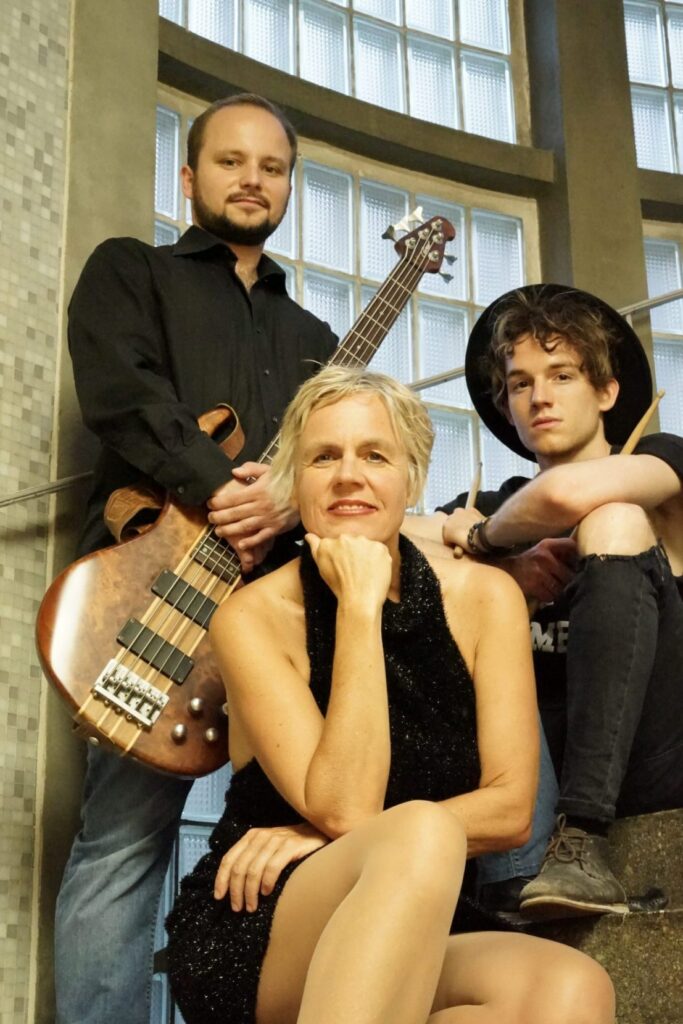 ASTRID HOFMANN: Münchner Freiheit ’22