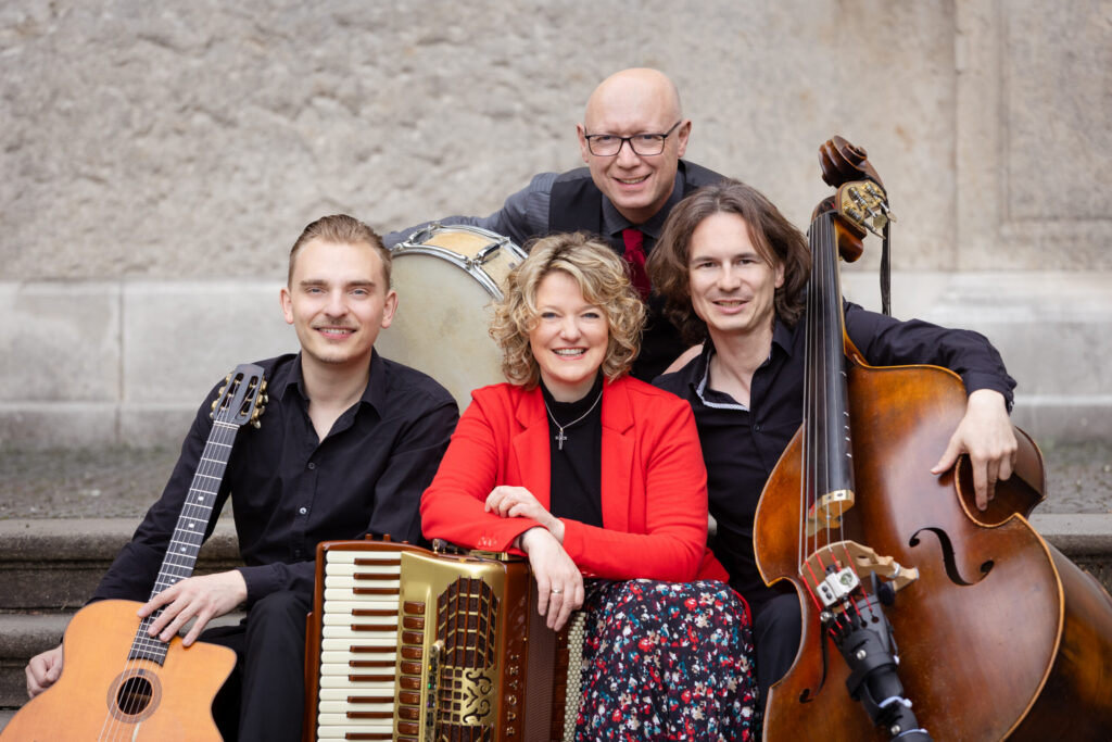 ORCHESTRA MONDO – Tango meets Gypsy